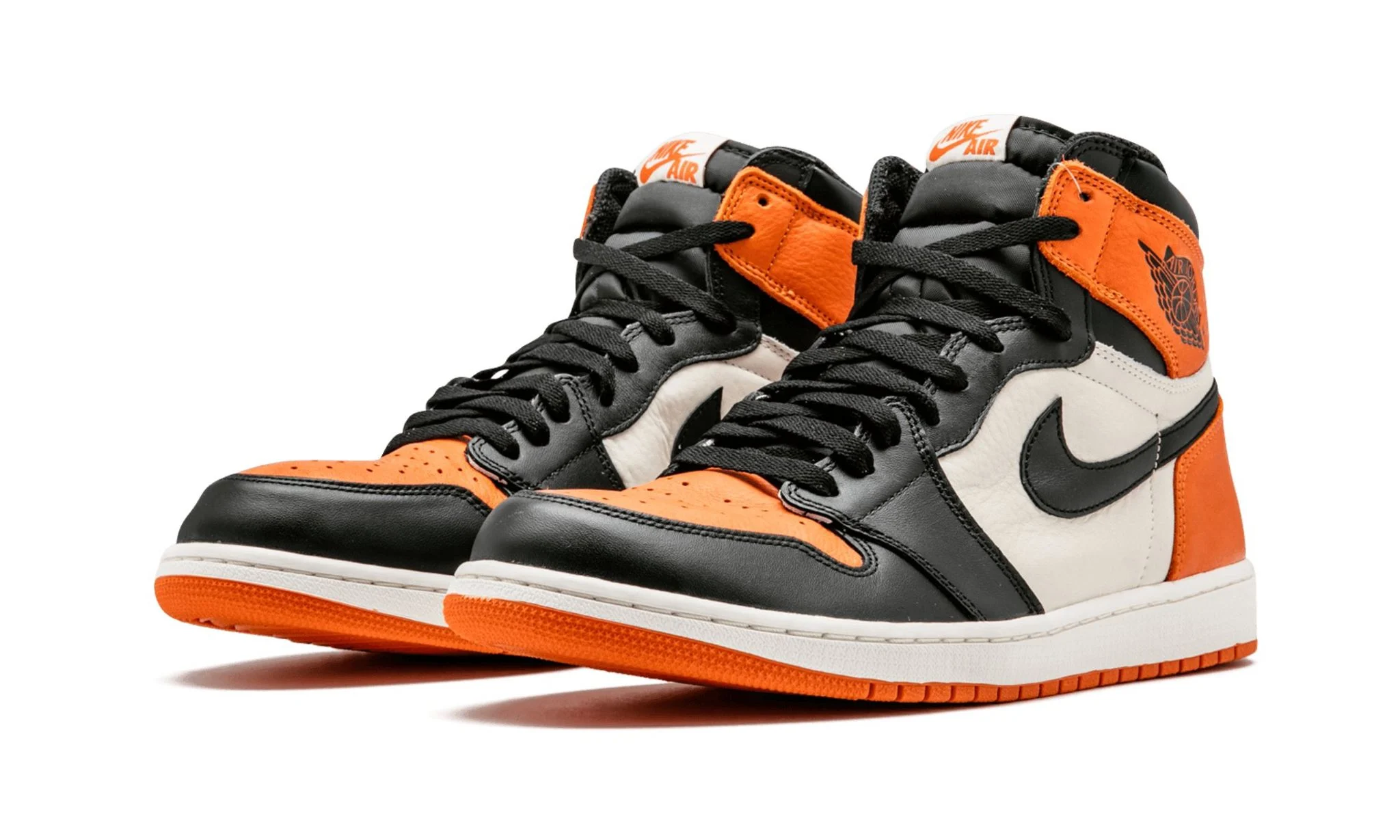 Air Jordan 1 Retro High Og Shattered Backboard 555088 005 (3) - www.xxxkicks.org