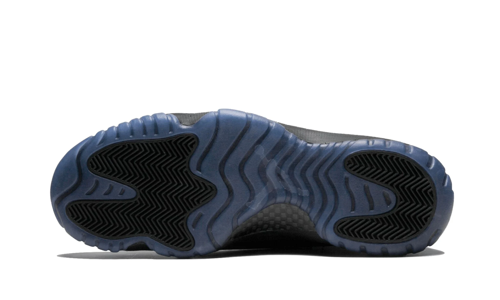 Air Jordan 11 Retro Cap Gown 378037 005 (5) - www.xxxkicks.org